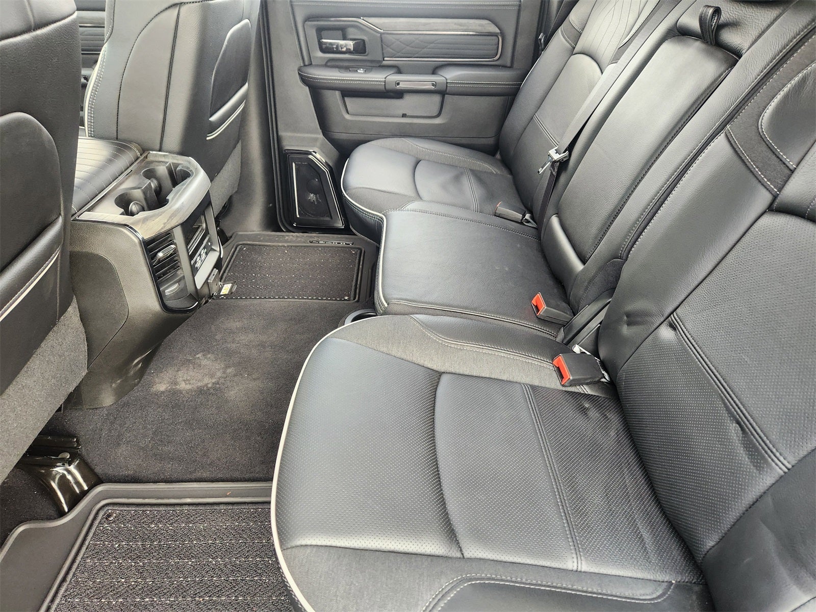 2025 RAM Ram 2500 RAM 2500 LIMITED CREW CAB 4X4 6'4' BOX