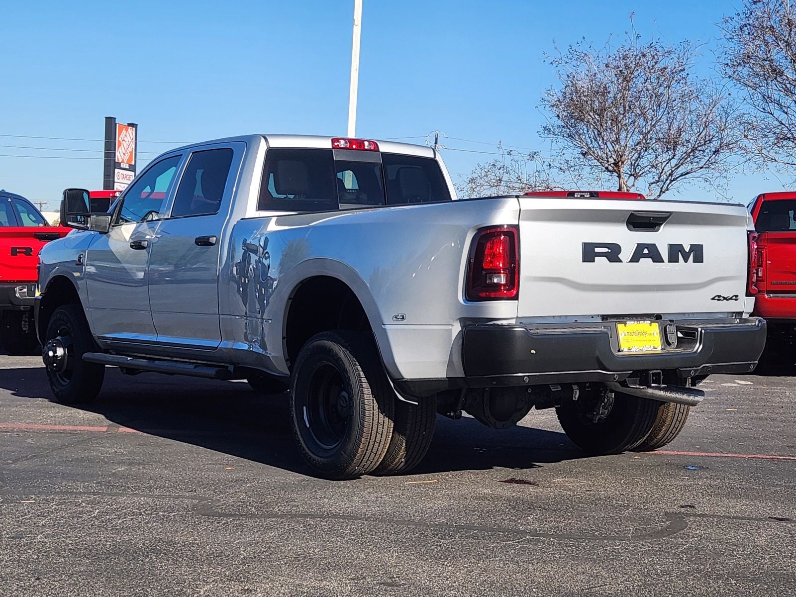 2026 RAM Ram 3500 RAM 3500 TRADESMAN CREW CAB 4X4 8' BOX