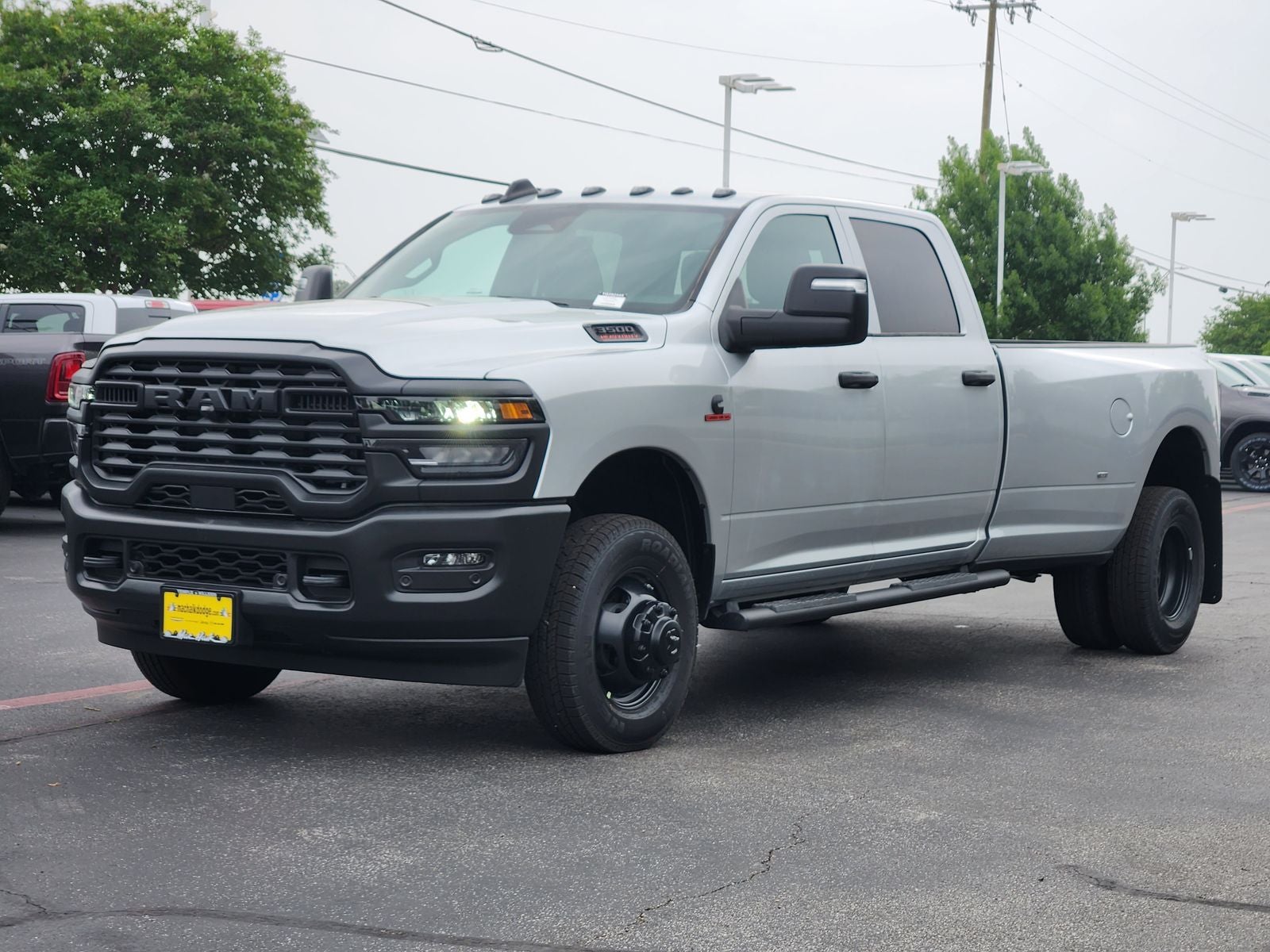 2026 RAM Ram 3500 RAM 3500 TRADESMAN CREW CAB 4X4 8' BOX