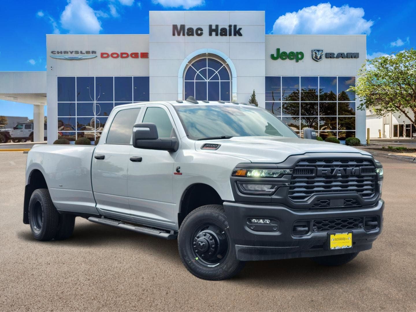 2026 RAM Ram 3500 RAM 3500 TRADESMAN CREW CAB 4X4 8' BOX