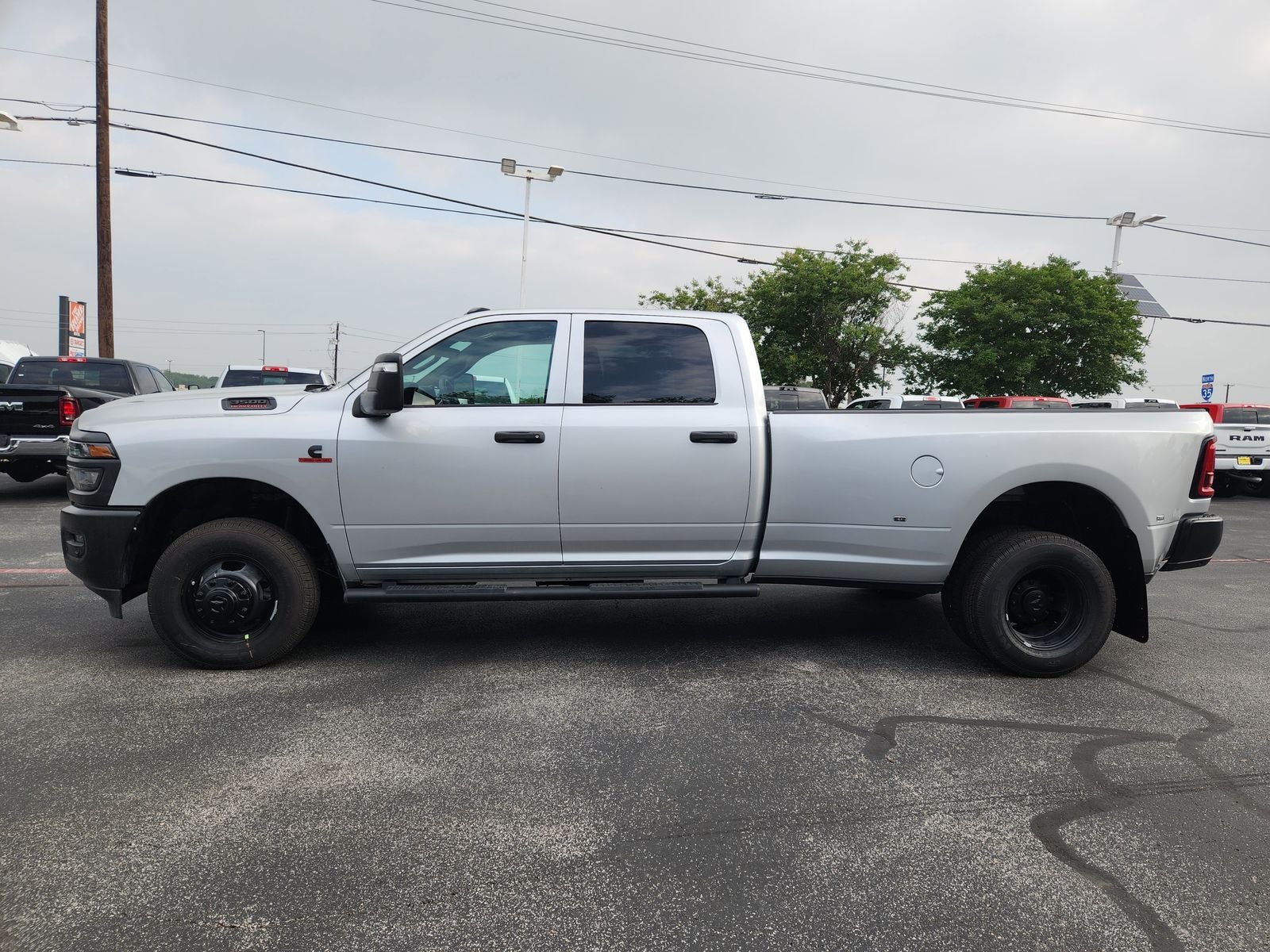 2026 RAM Ram 3500 RAM 3500 TRADESMAN CREW CAB 4X4 8' BOX