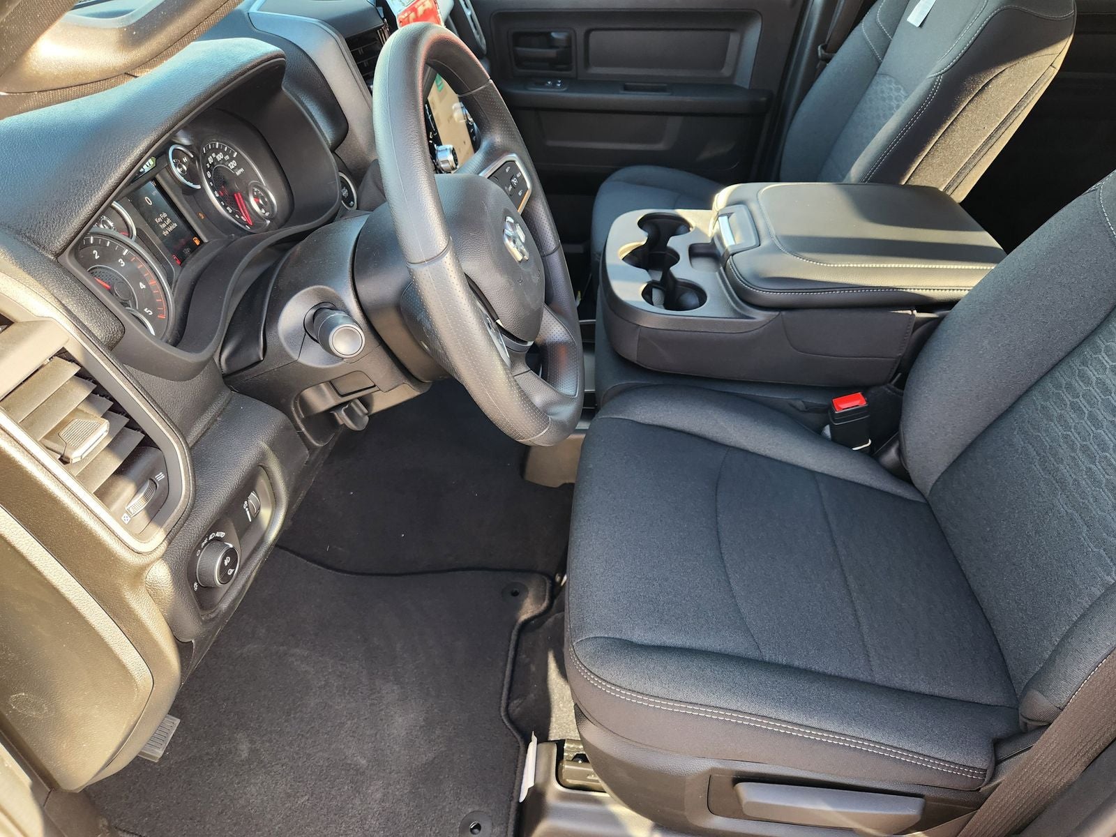 2026 RAM Ram 3500 RAM 3500 TRADESMAN CREW CAB 4X4 8' BOX