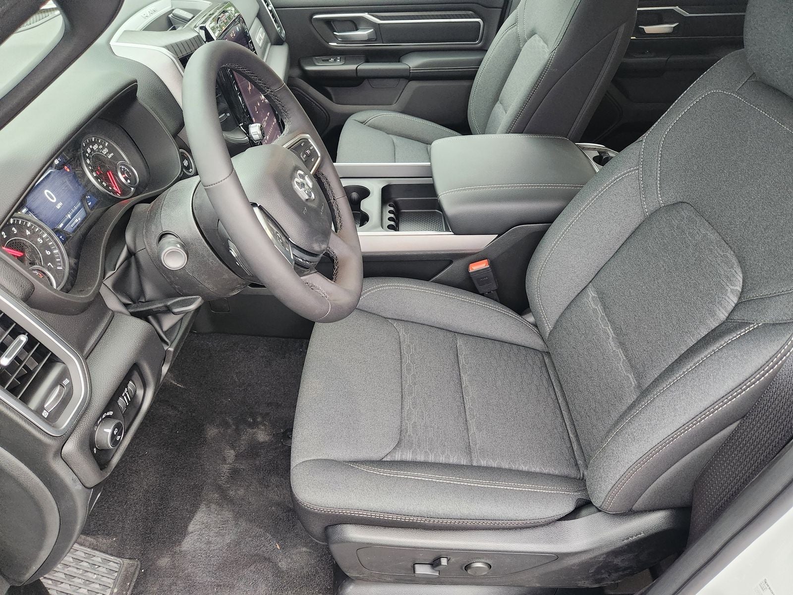 2026 RAM Ram 1500 RAM 1500 LONE STAR CREW CAB 4X2 5'7' BOX