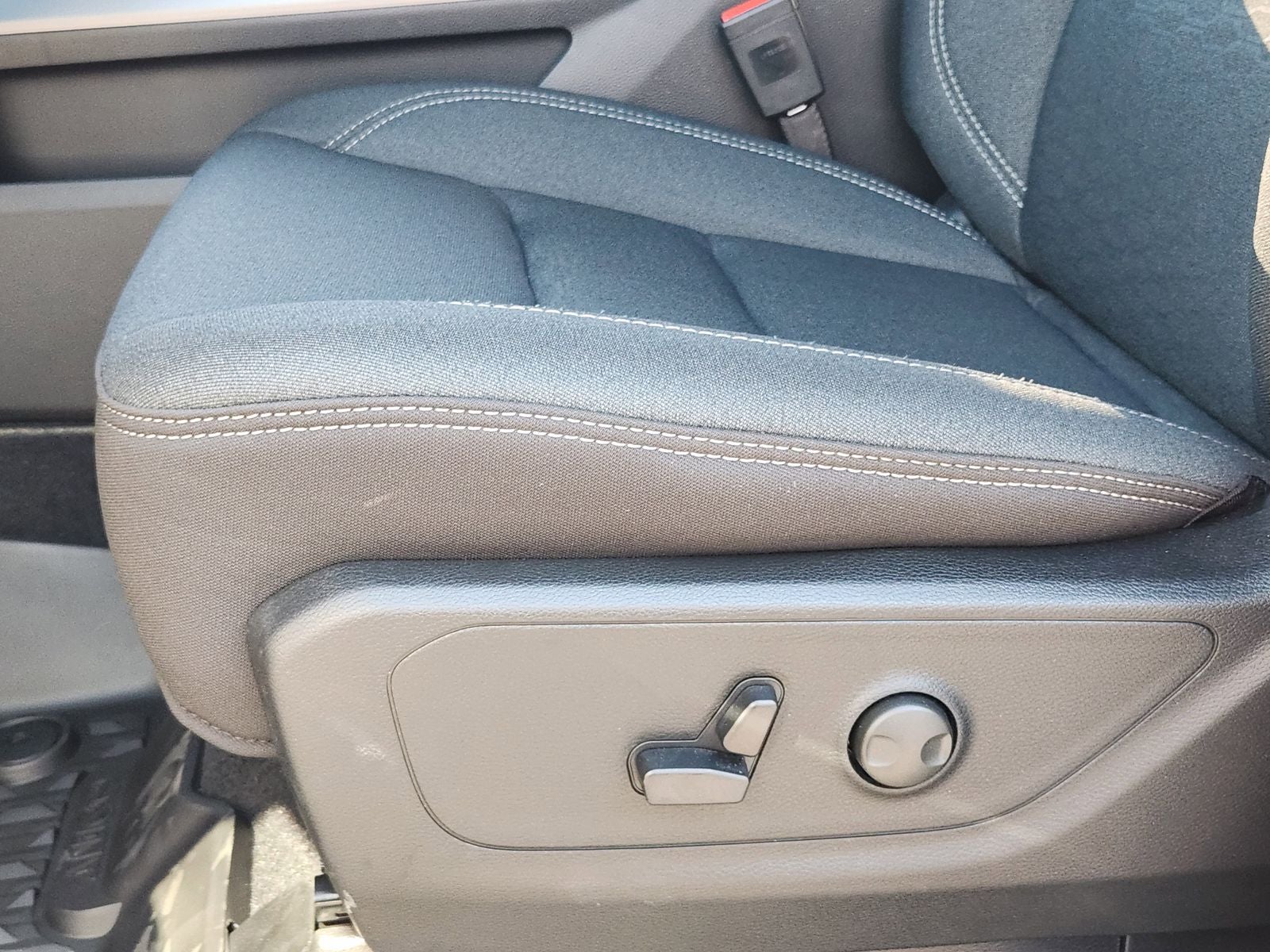 2026 RAM Ram 1500 RAM 1500 LONE STAR CREW CAB 4X2 5'7' BOX