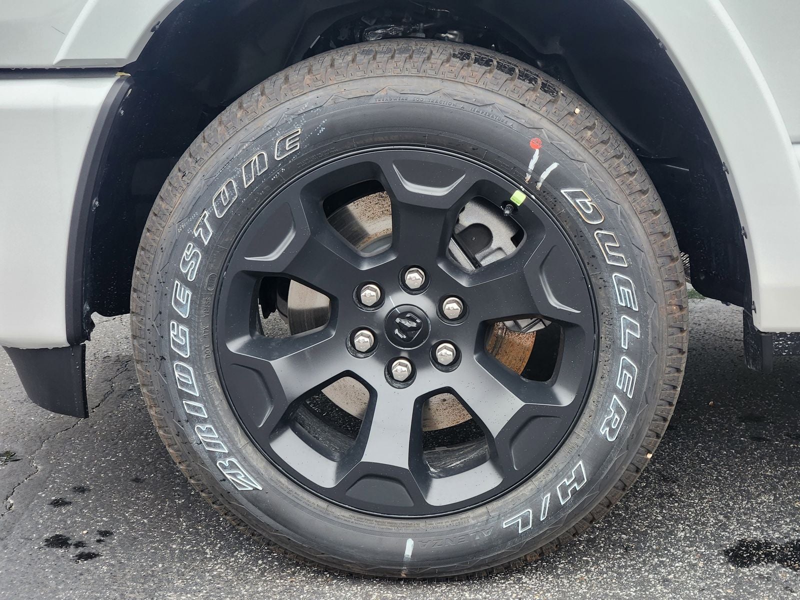 2026 RAM Ram 1500 RAM 1500 LONE STAR CREW CAB 4X2 5'7' BOX