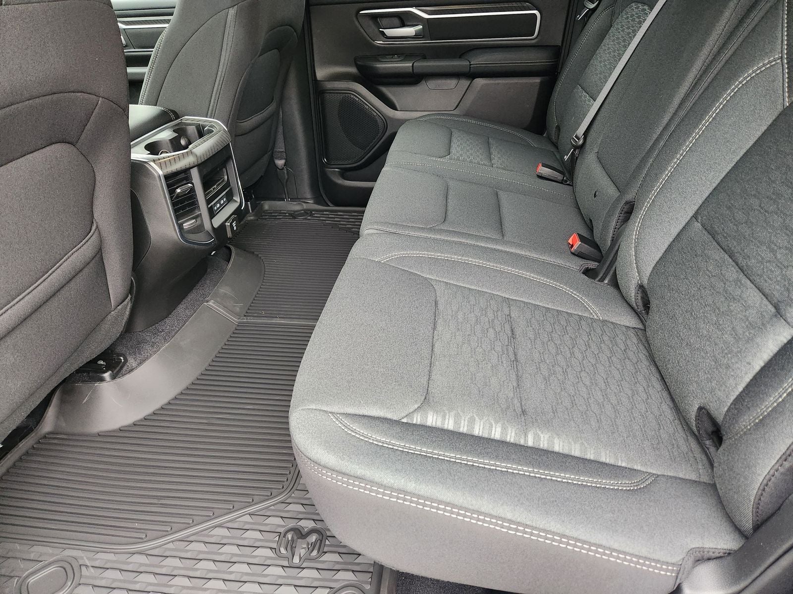 2026 RAM Ram 1500 RAM 1500 LONE STAR CREW CAB 4X2 5'7' BOX