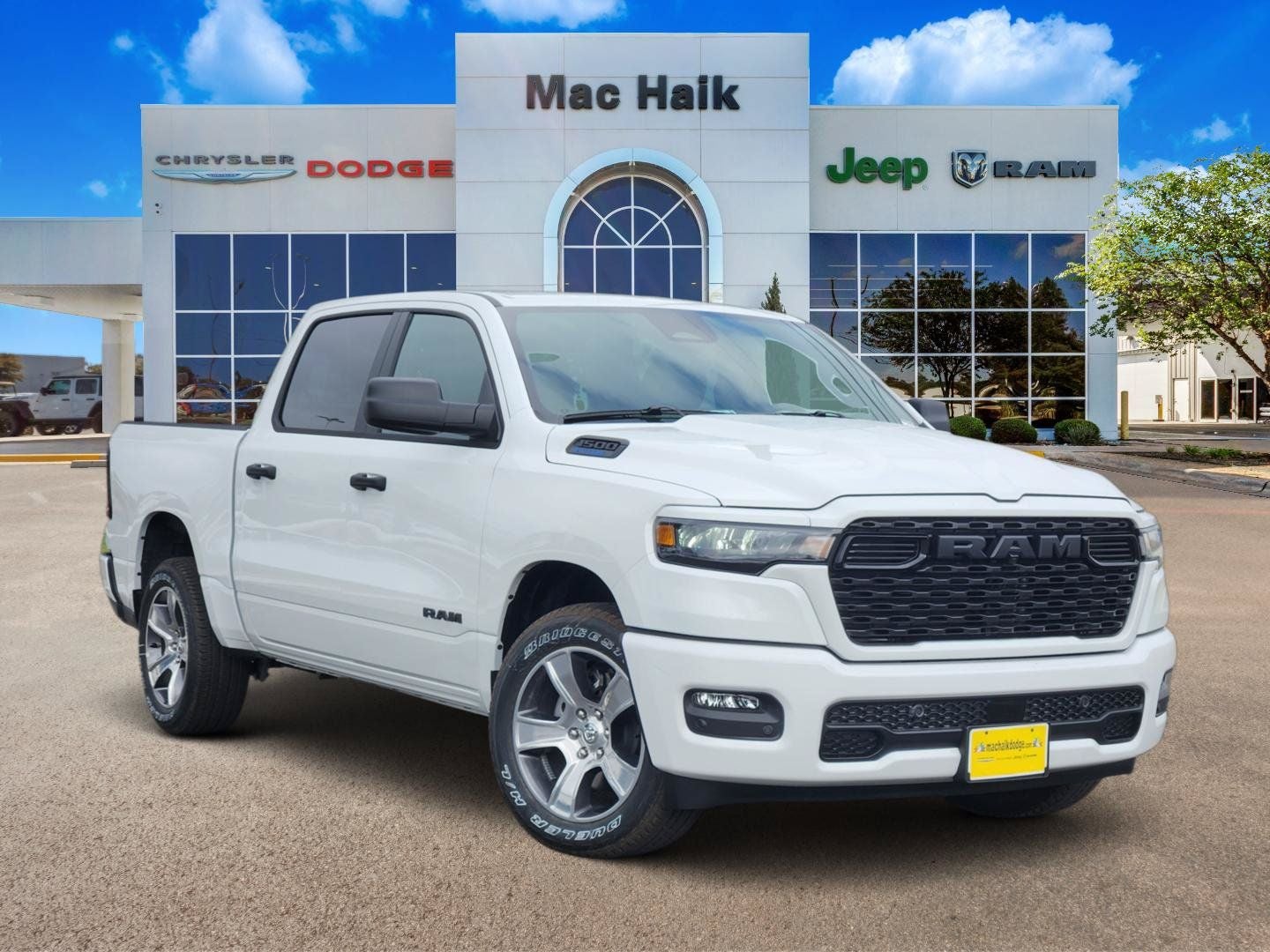 2026 RAM Ram 1500 RAM 1500 EXPRESS CREW CAB 4X2 5'7' BOX