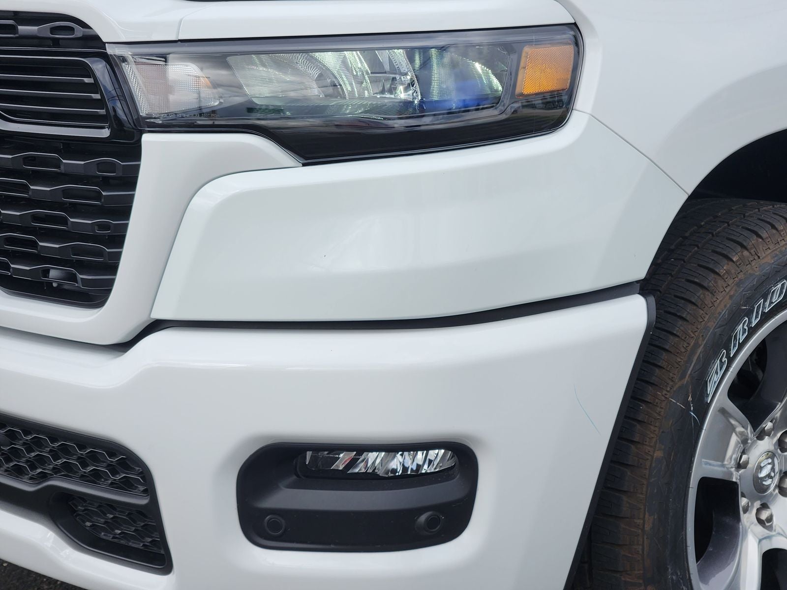 2026 RAM Ram 1500 RAM 1500 EXPRESS CREW CAB 4X2 5'7' BOX