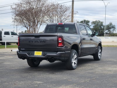 2026 RAM Ram 1500 RAM 1500 EXPRESS CREW CAB 4X2 5'7' BOX