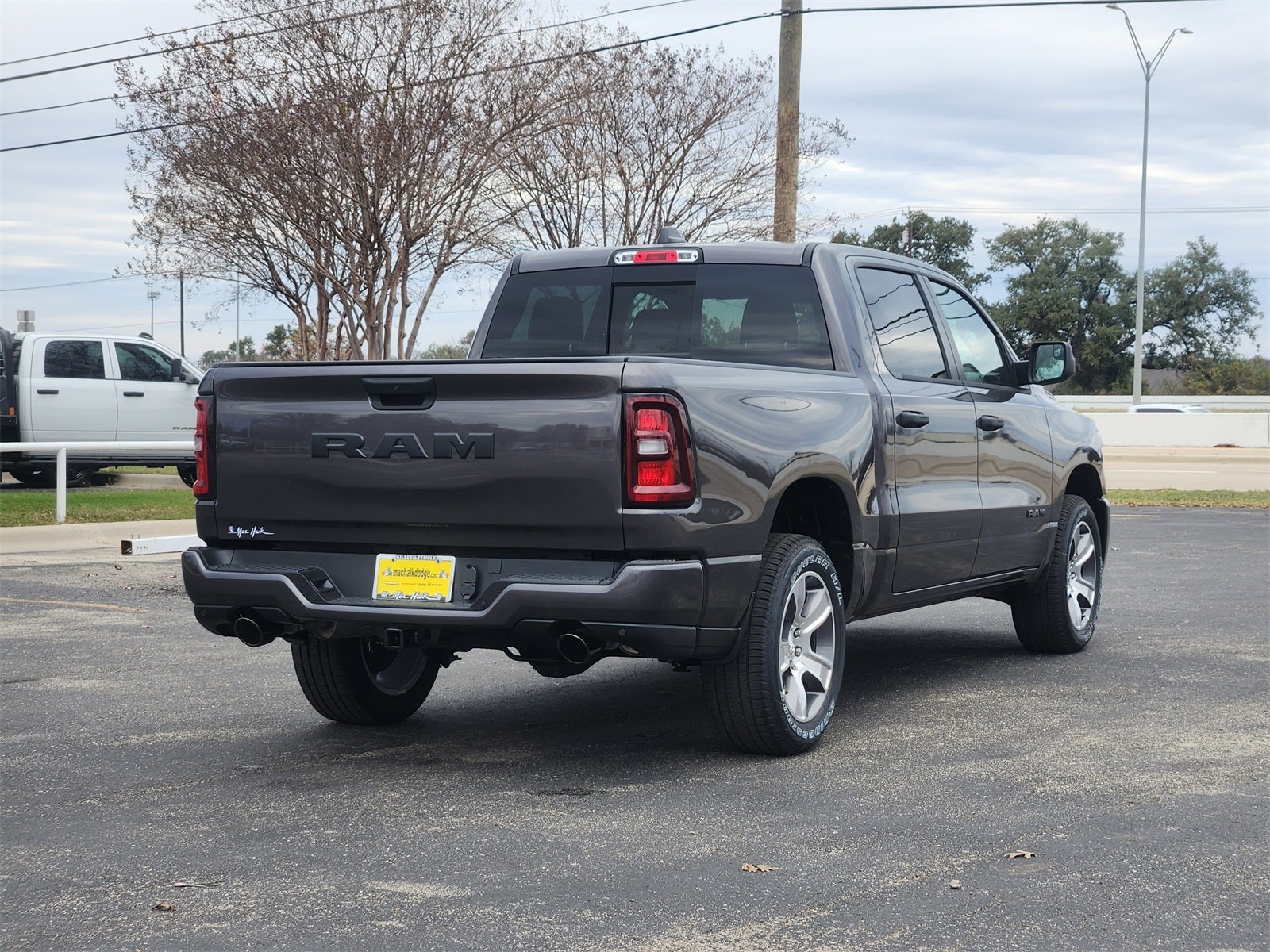 2026 RAM Ram 1500 RAM 1500 EXPRESS CREW CAB 4X2 5'7' BOX