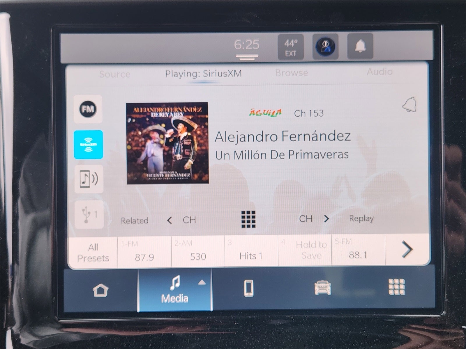 2026 RAM Ram 1500 RAM 1500 EXPRESS CREW CAB 4X2 5'7' BOX