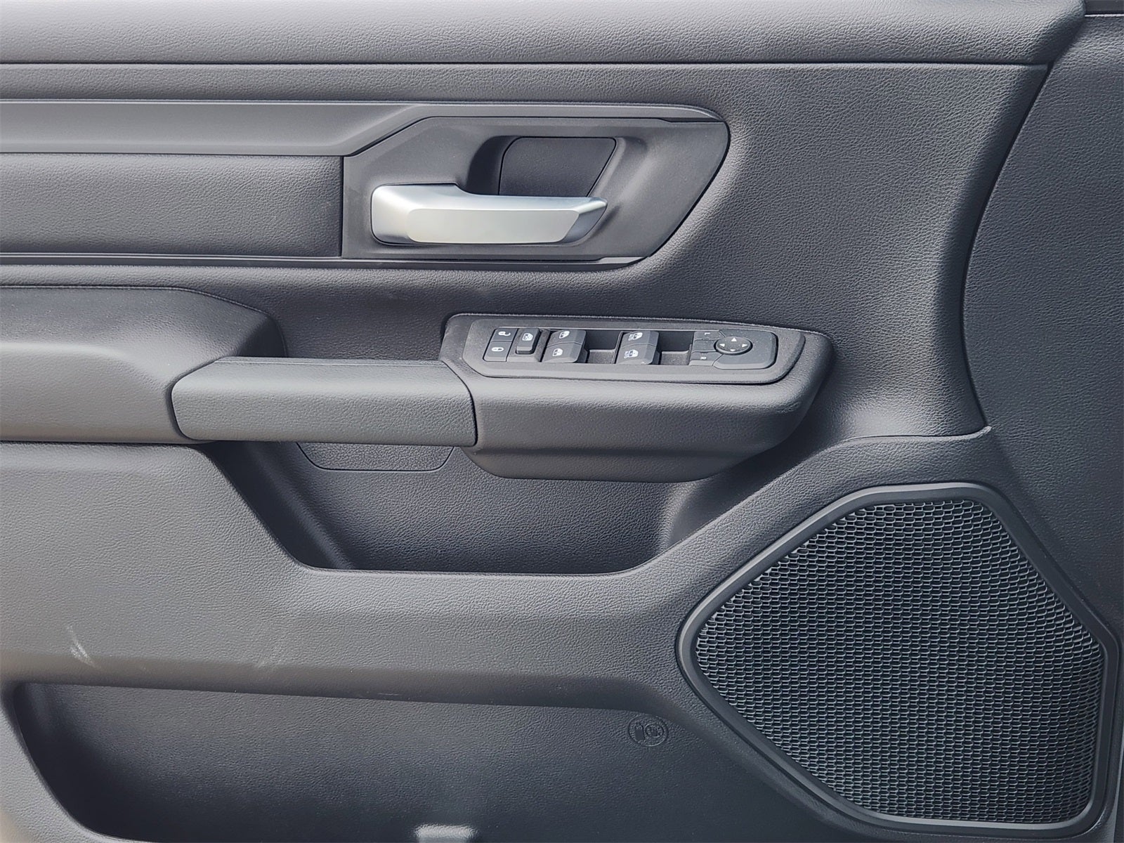 2026 RAM Ram 1500 RAM 1500 EXPRESS CREW CAB 4X2 5'7' BOX