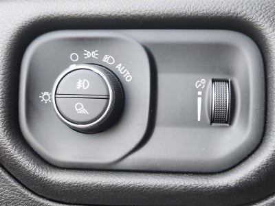 2026 RAM Ram 1500 RAM 1500 EXPRESS CREW CAB 4X2 5'7' BOX