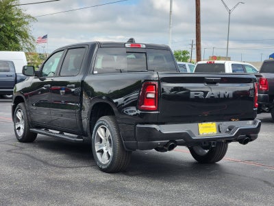 2026 RAM Ram 1500 RAM 1500 EXPRESS CREW CAB 4X2 5'7' BOX