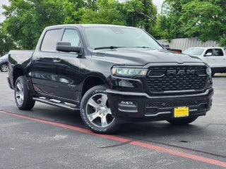 2026 RAM Ram 1500 RAM 1500 EXPRESS CREW CAB 4X2 5'7' BOX