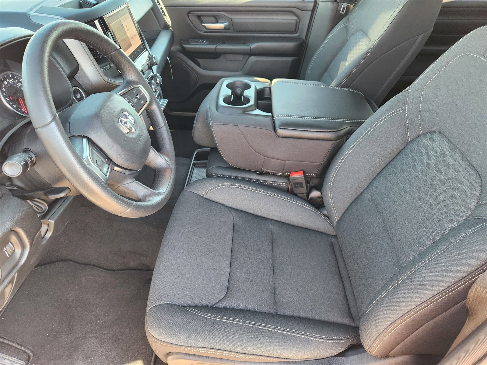 2026 RAM Ram 1500 RAM 1500 EXPRESS CREW CAB 4X2 5'7' BOX