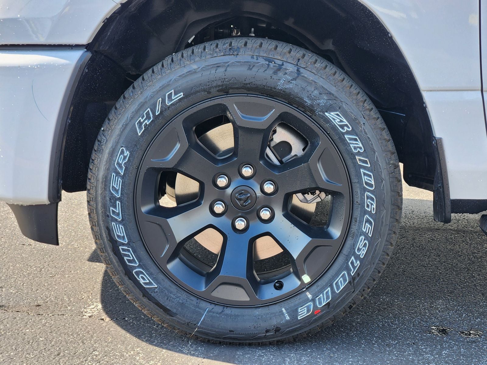 2026 RAM Ram 1500 RAM 1500 EXPRESS CREW CAB 4X4 5'7' BOX