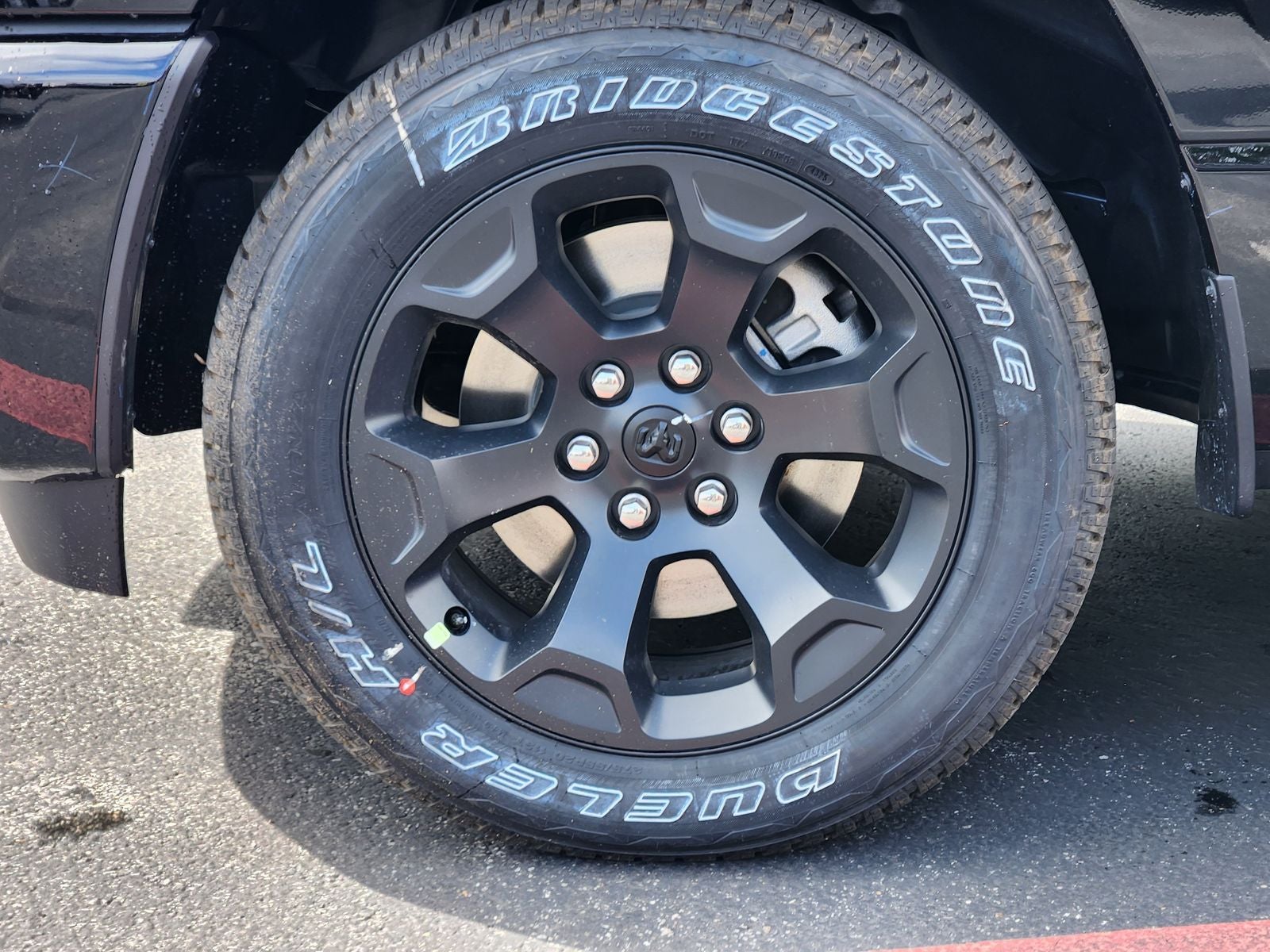 2026 RAM Ram 1500 RAM 1500 EXPRESS CREW CAB 4X4 5'7' BOX