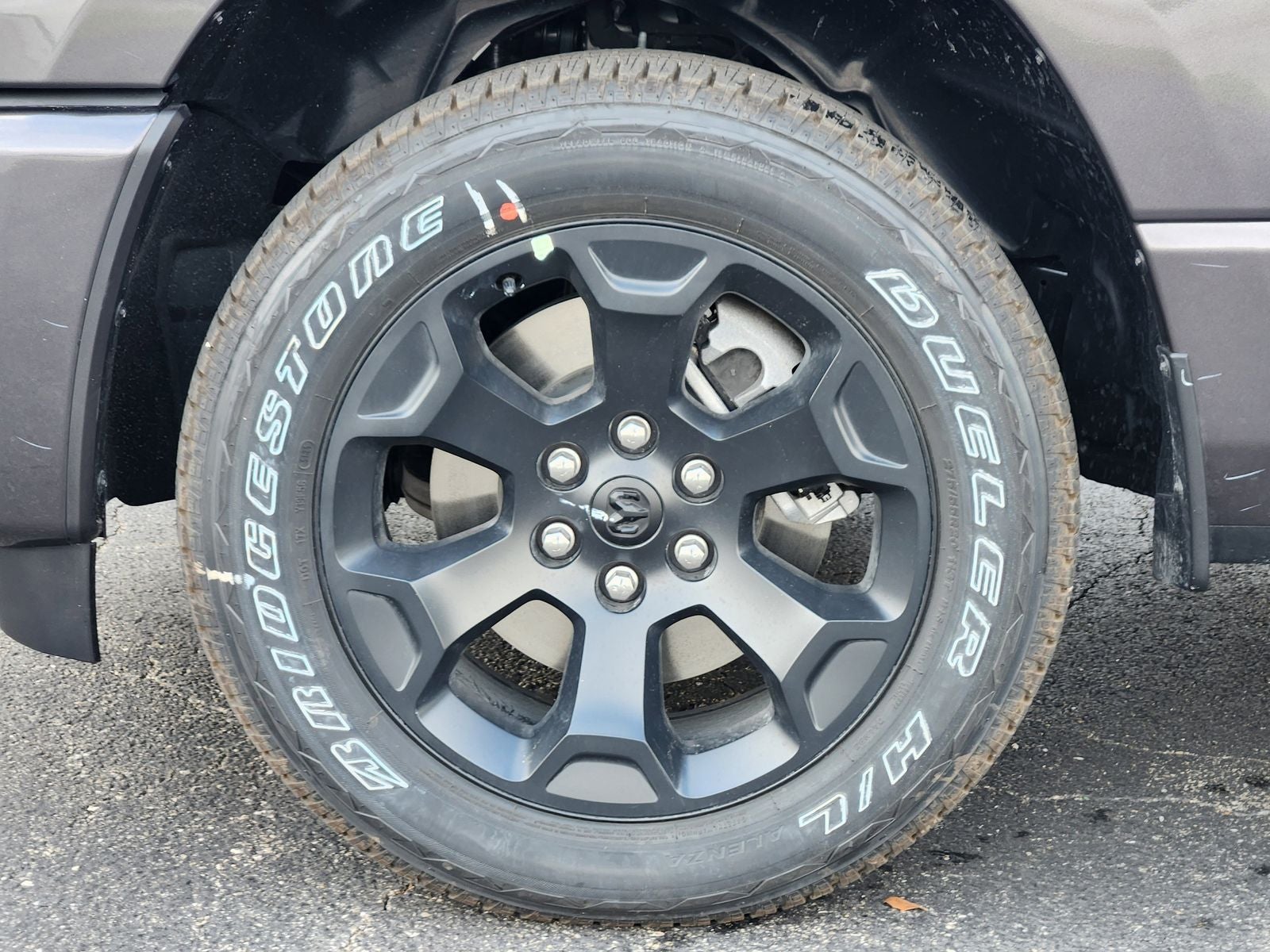 2026 RAM Ram 1500 RAM 1500 EXPRESS CREW CAB 4X4 5'7' BOX