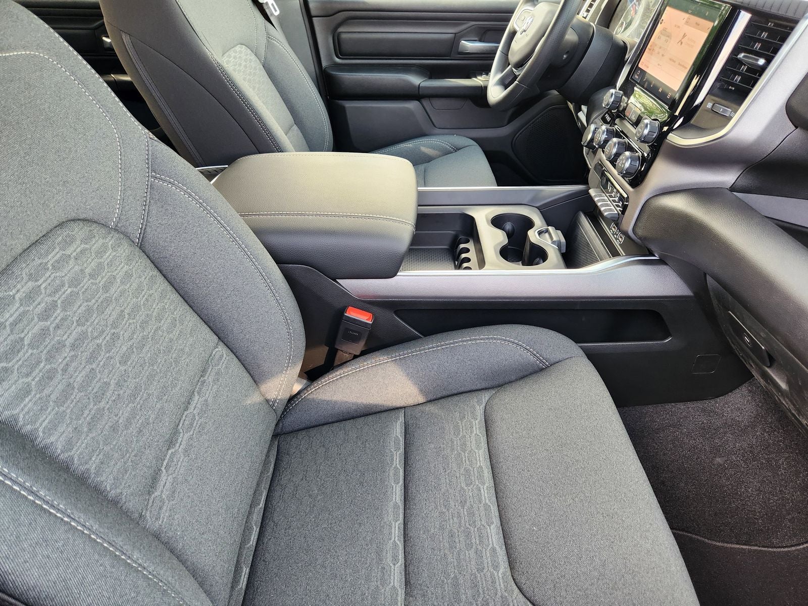 2026 RAM Ram 1500 RAM 1500 EXPRESS CREW CAB 4X4 5'7' BOX