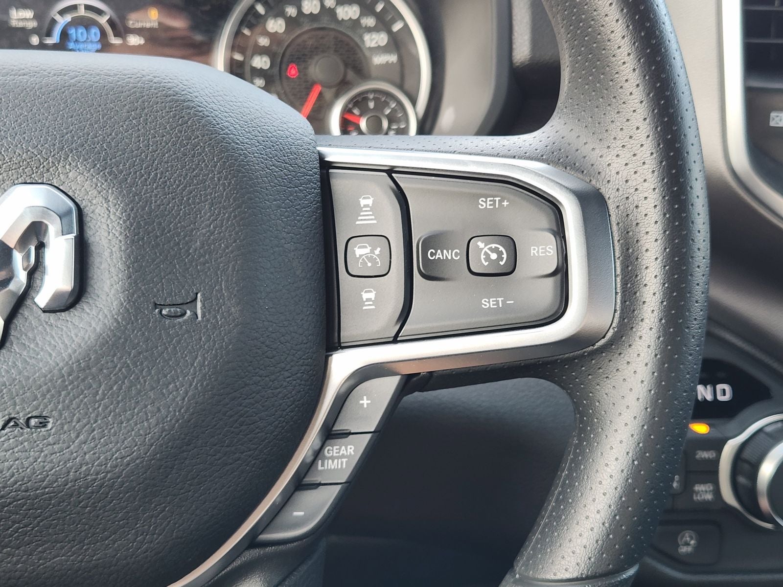 2026 RAM Ram 1500 RAM 1500 EXPRESS CREW CAB 4X4 5'7' BOX
