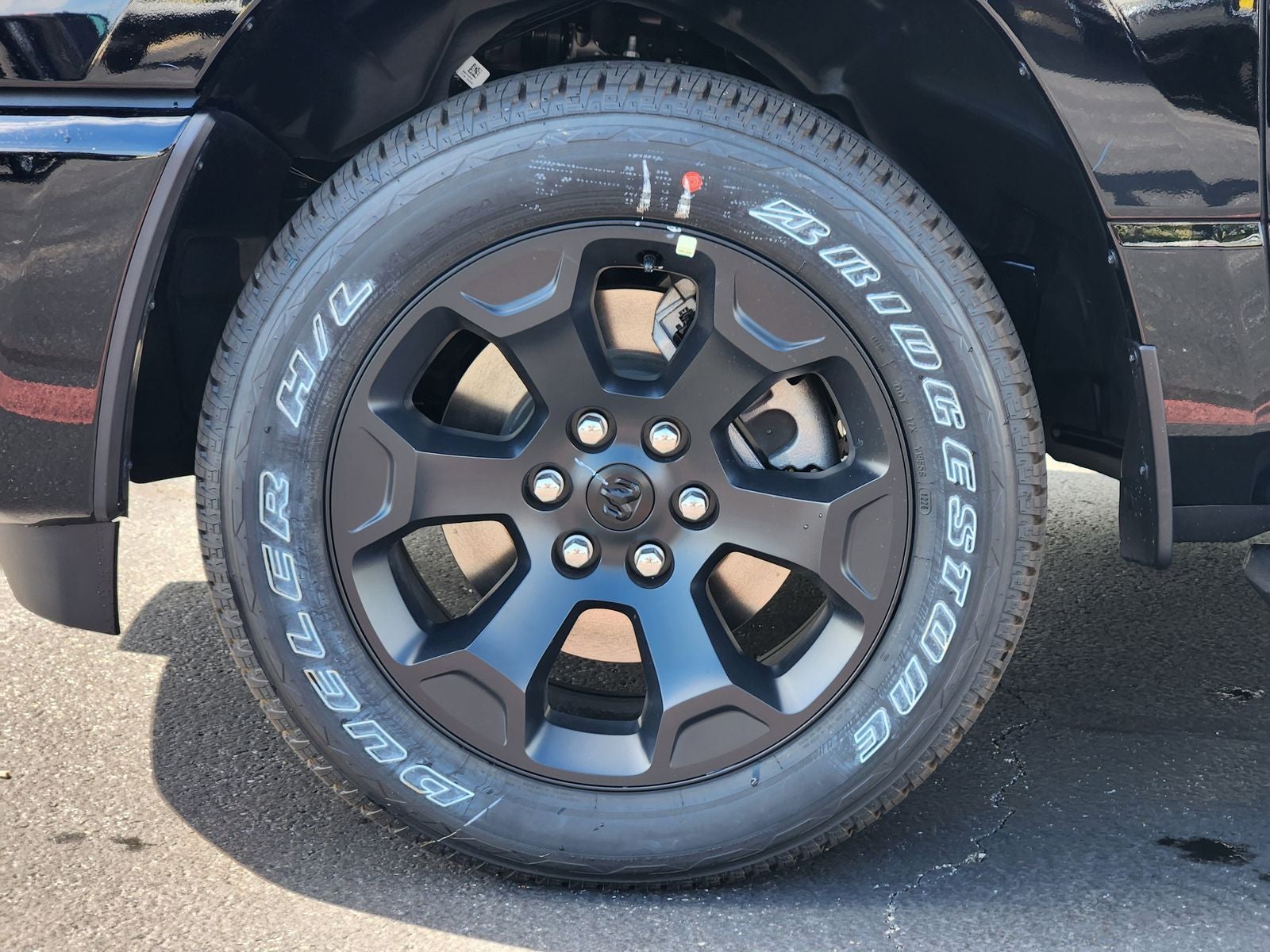 2026 RAM Ram 1500 RAM 1500 EXPRESS CREW CAB 4X4 5'7' BOX