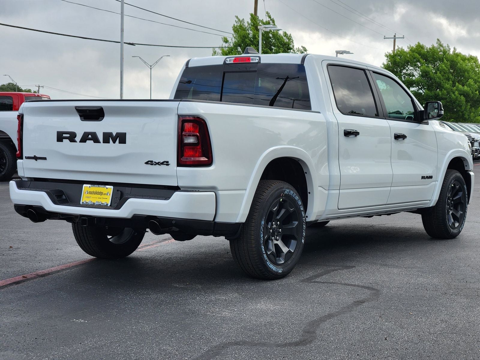 2026 RAM Ram 1500 RAM 1500 LONE STAR CREW CAB 4X4 5'7' BOX
