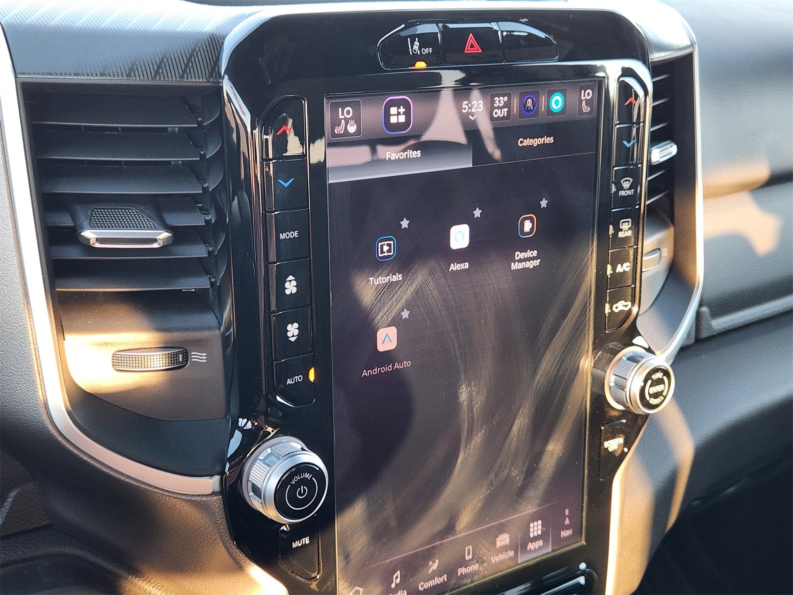 2026 RAM Ram 1500 RAM 1500 LONE STAR CREW CAB 4X4 5'7' BOX