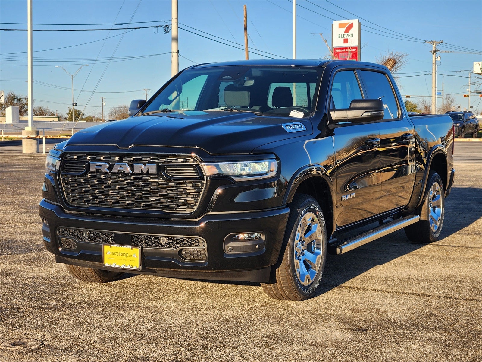 2026 RAM Ram 1500 RAM 1500 LONE STAR CREW CAB 4X4 5'7' BOX