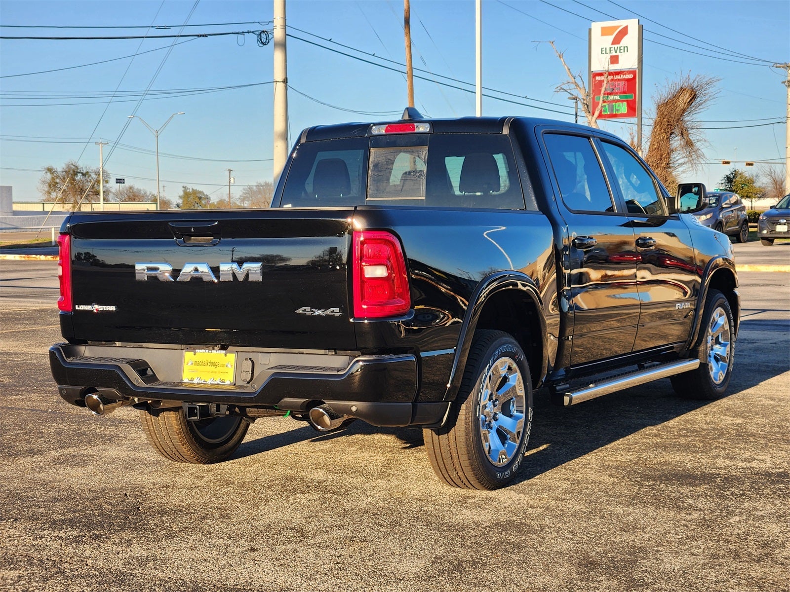 2026 RAM Ram 1500 RAM 1500 LONE STAR CREW CAB 4X4 5'7' BOX