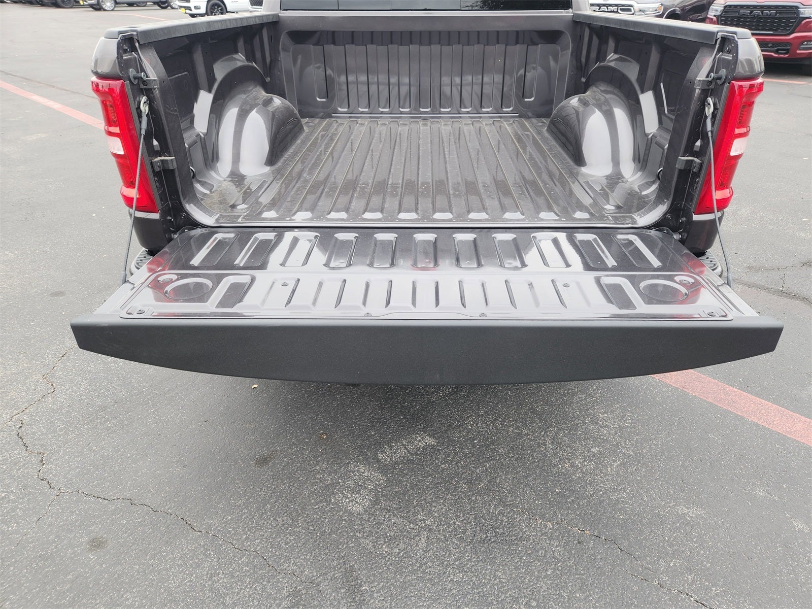 2026 RAM Ram 1500 RAM 1500 LONE STAR CREW CAB 4X4 5'7' BOX