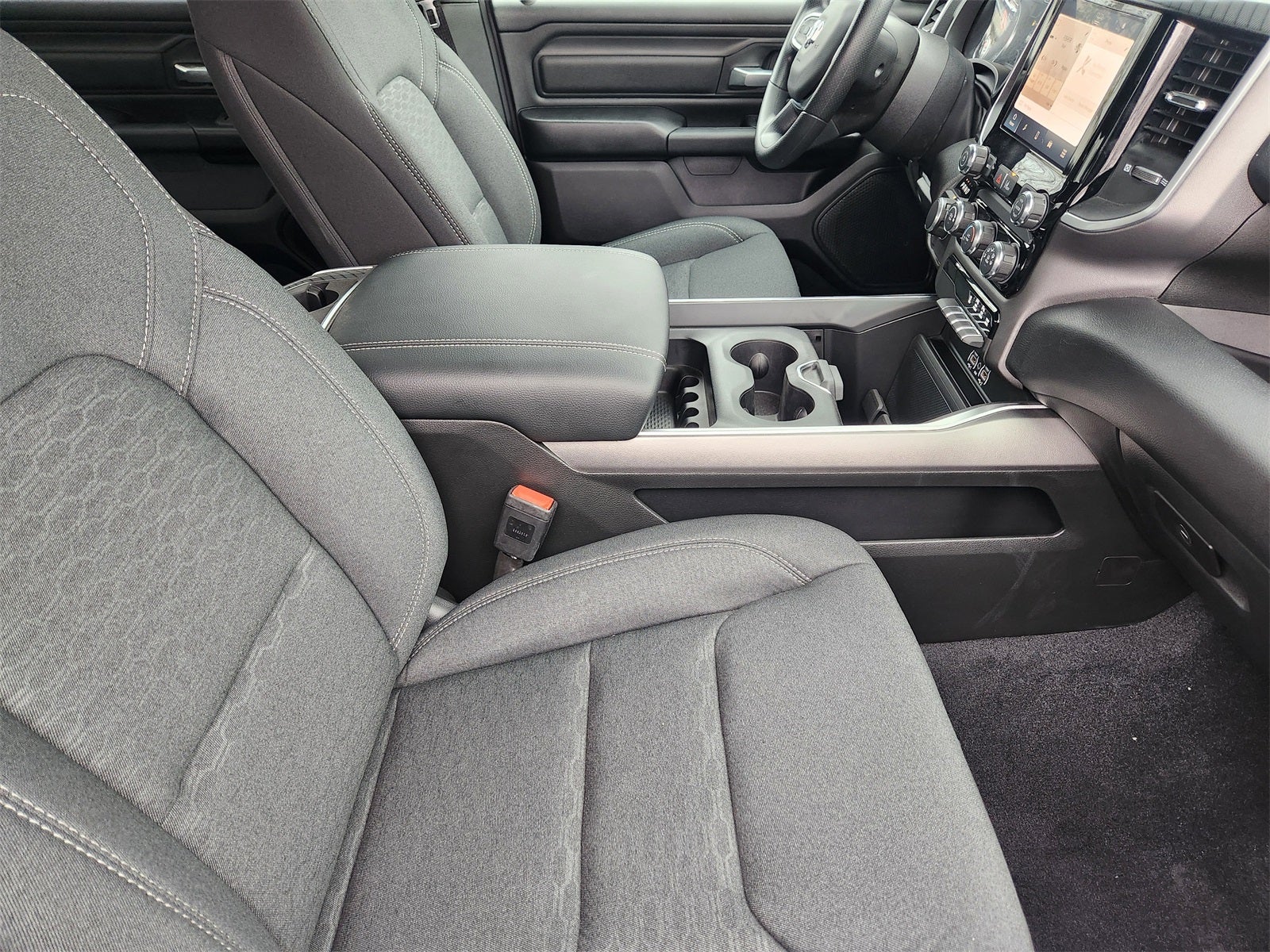 2026 RAM Ram 1500 RAM 1500 EXPRESS CREW CAB 4X4 5'7' BOX