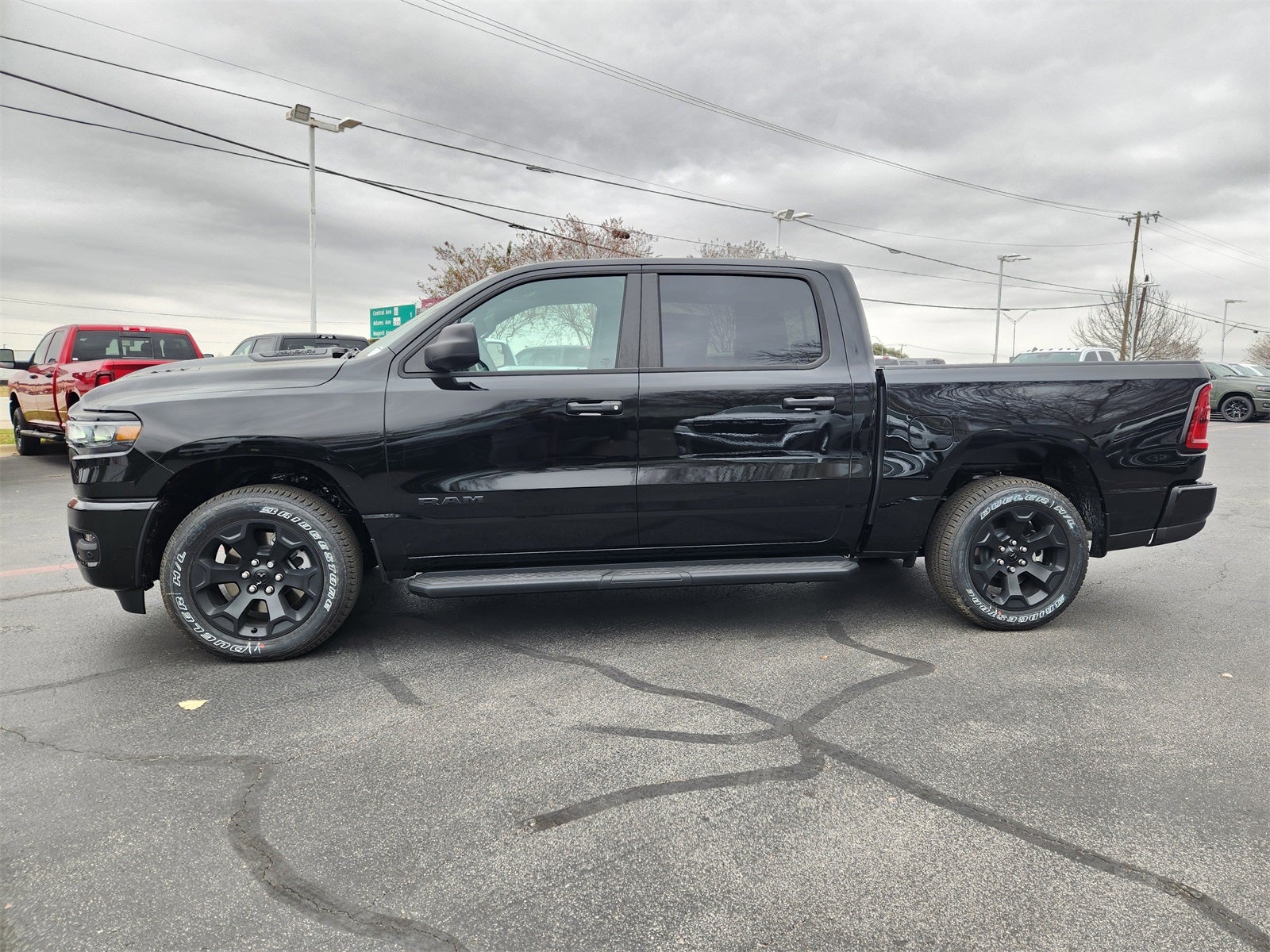 2026 RAM Ram 1500 RAM 1500 EXPRESS CREW CAB 4X4 5'7' BOX