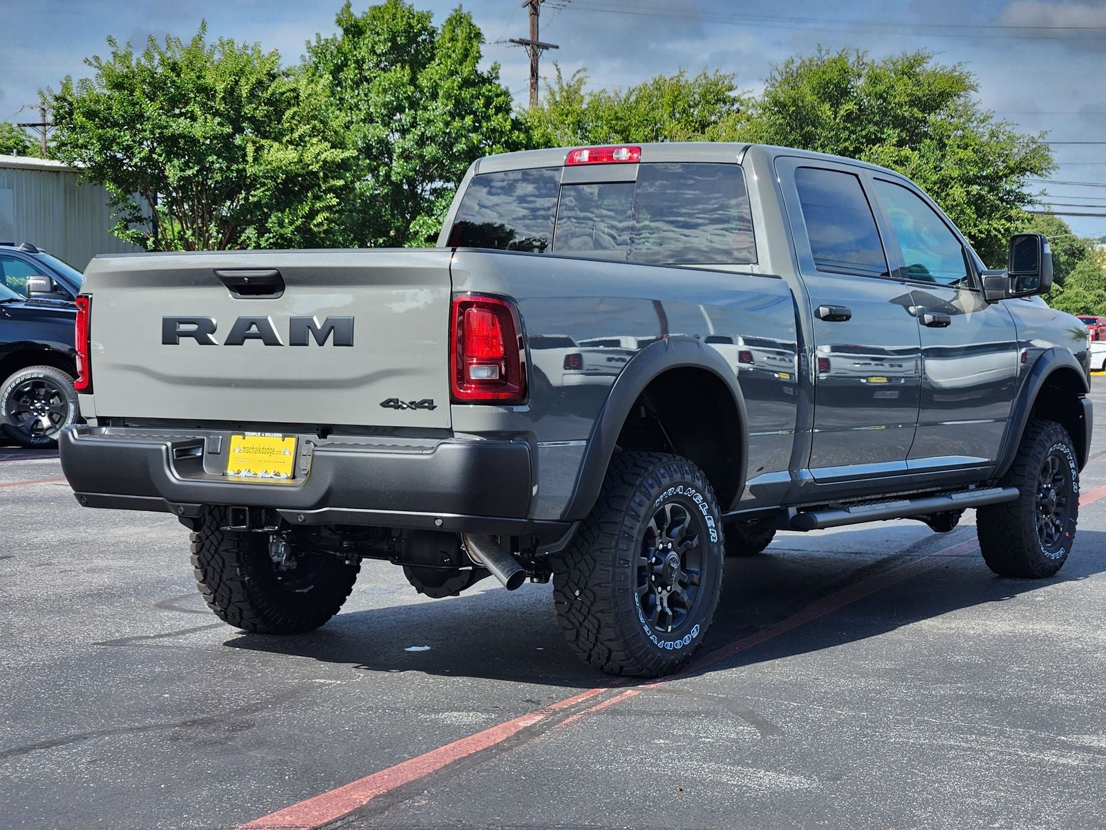 2026 RAM Ram 2500 RAM 2500 TRADESMAN CREW CAB 4X4 6'4' BOX