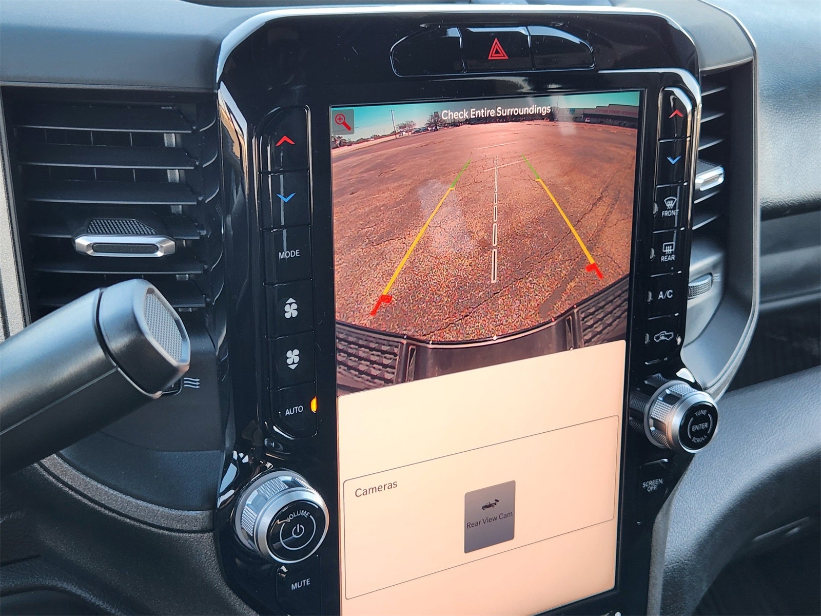 2026 RAM Ram 2500 RAM 2500 BLACK EXPRESS CREW CAB 4X4 6'4' BOX