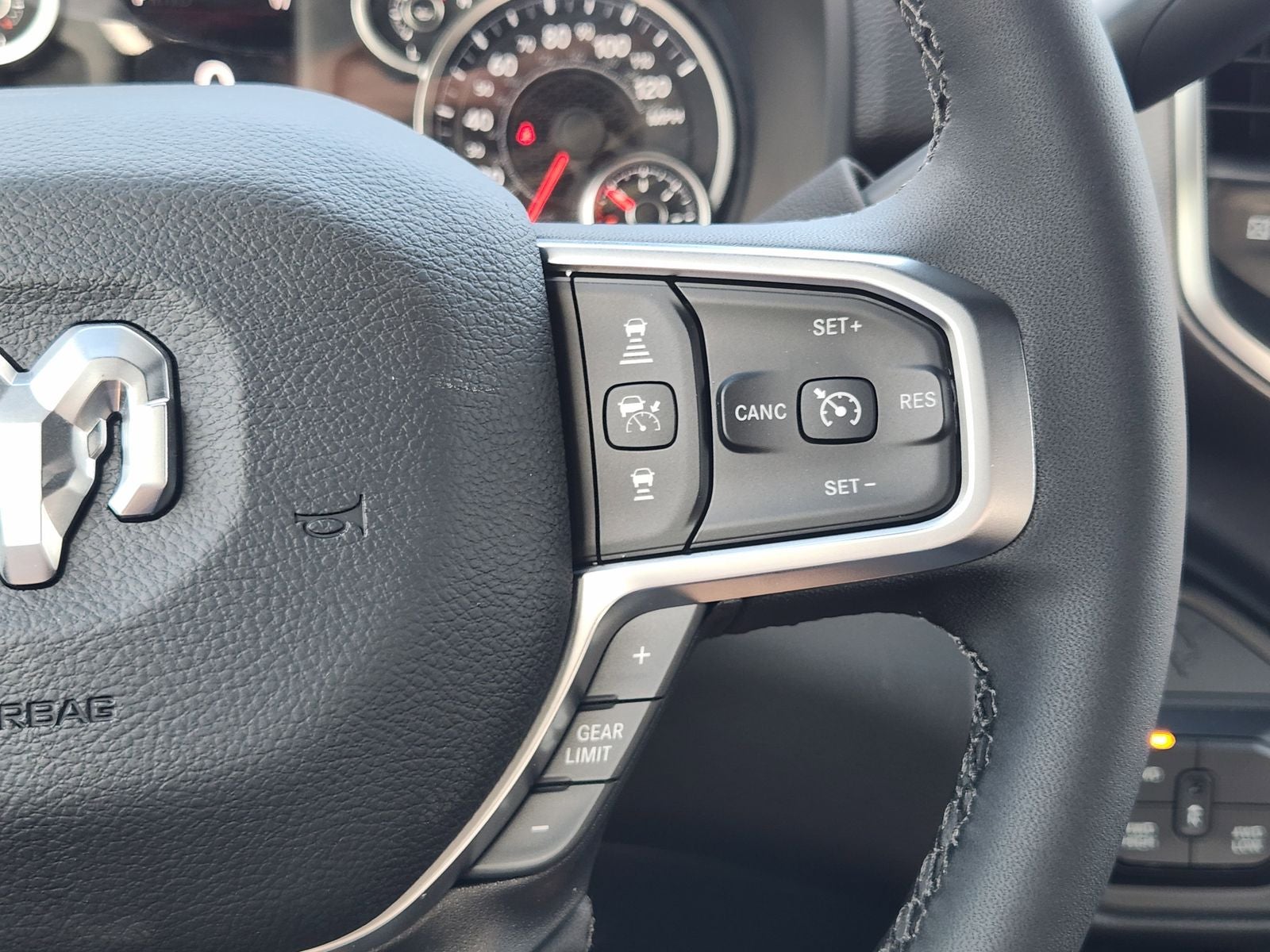 2026 RAM Ram 2500 RAM 2500 LONE STAR CREW CAB 4X4 6'4' BOX