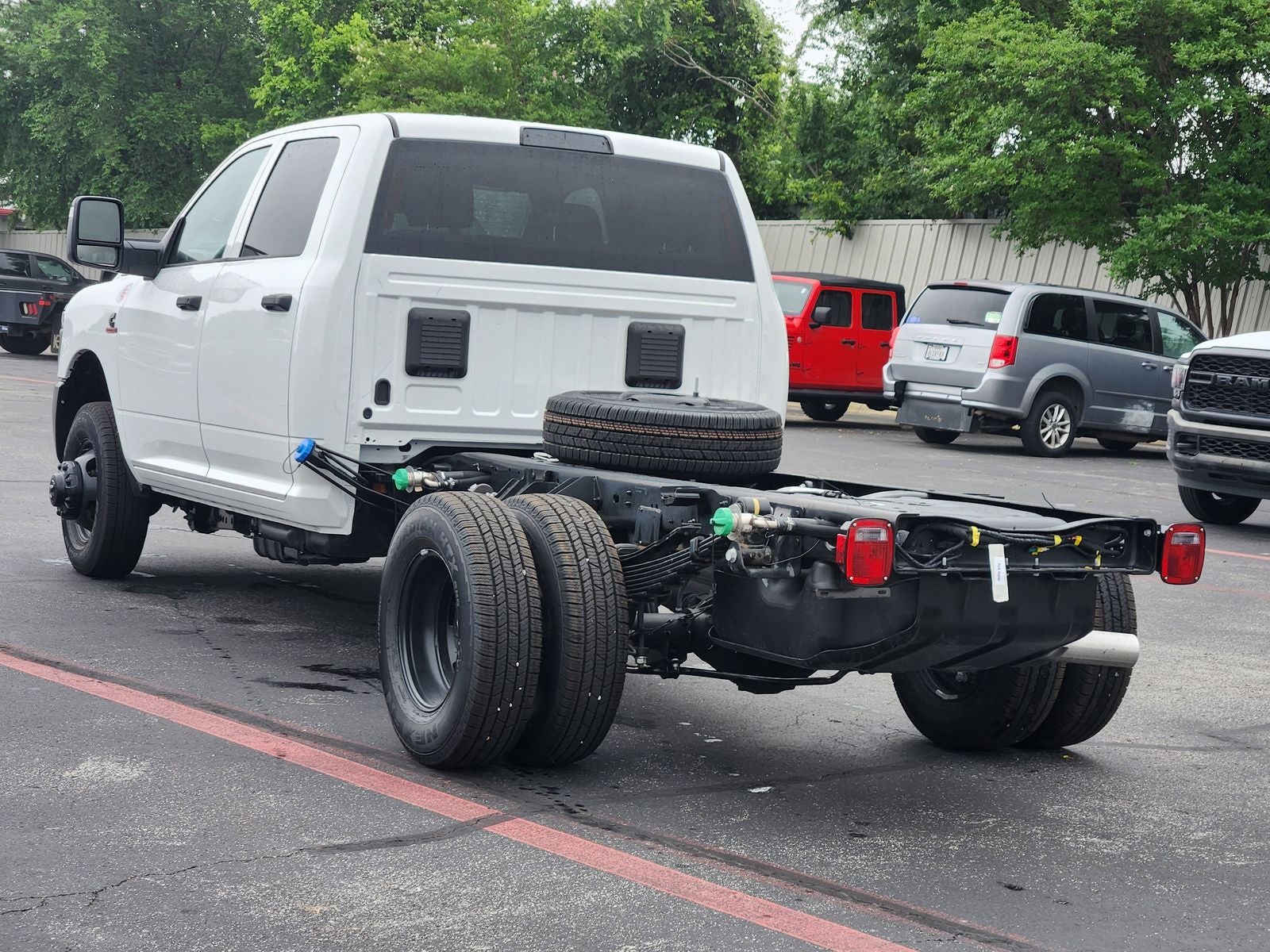 2026 RAM Ram 3500 Chassis Cab RAM 3500 TRADESMAN CREW CAB CHASSIS 4X4 60' CA