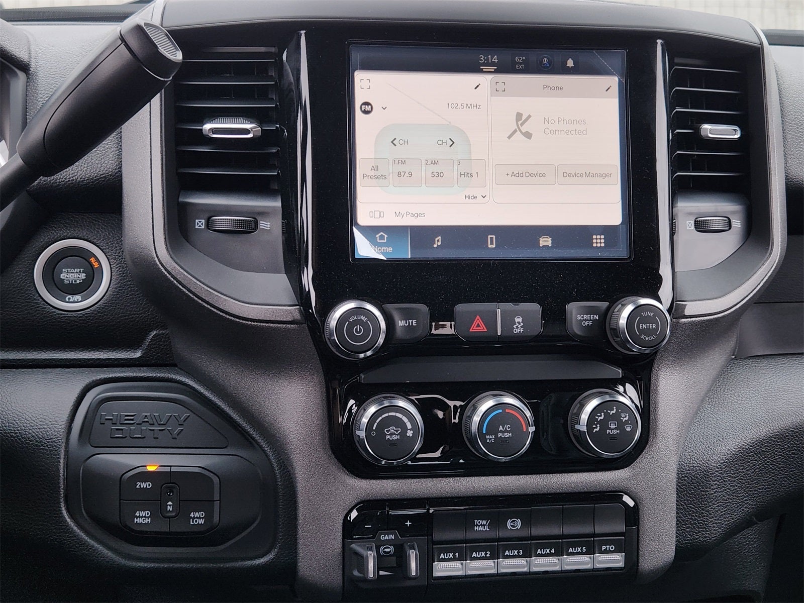 2026 RAM Ram 3500 Chassis Cab RAM 3500 TRADESMAN CREW CAB CHASSIS 4X4 60' CA