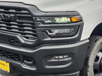 2026 RAM Ram 3500 Chassis Cab RAM 3500 TRADESMAN CREW CAB CHASSIS 4X4 60' CA