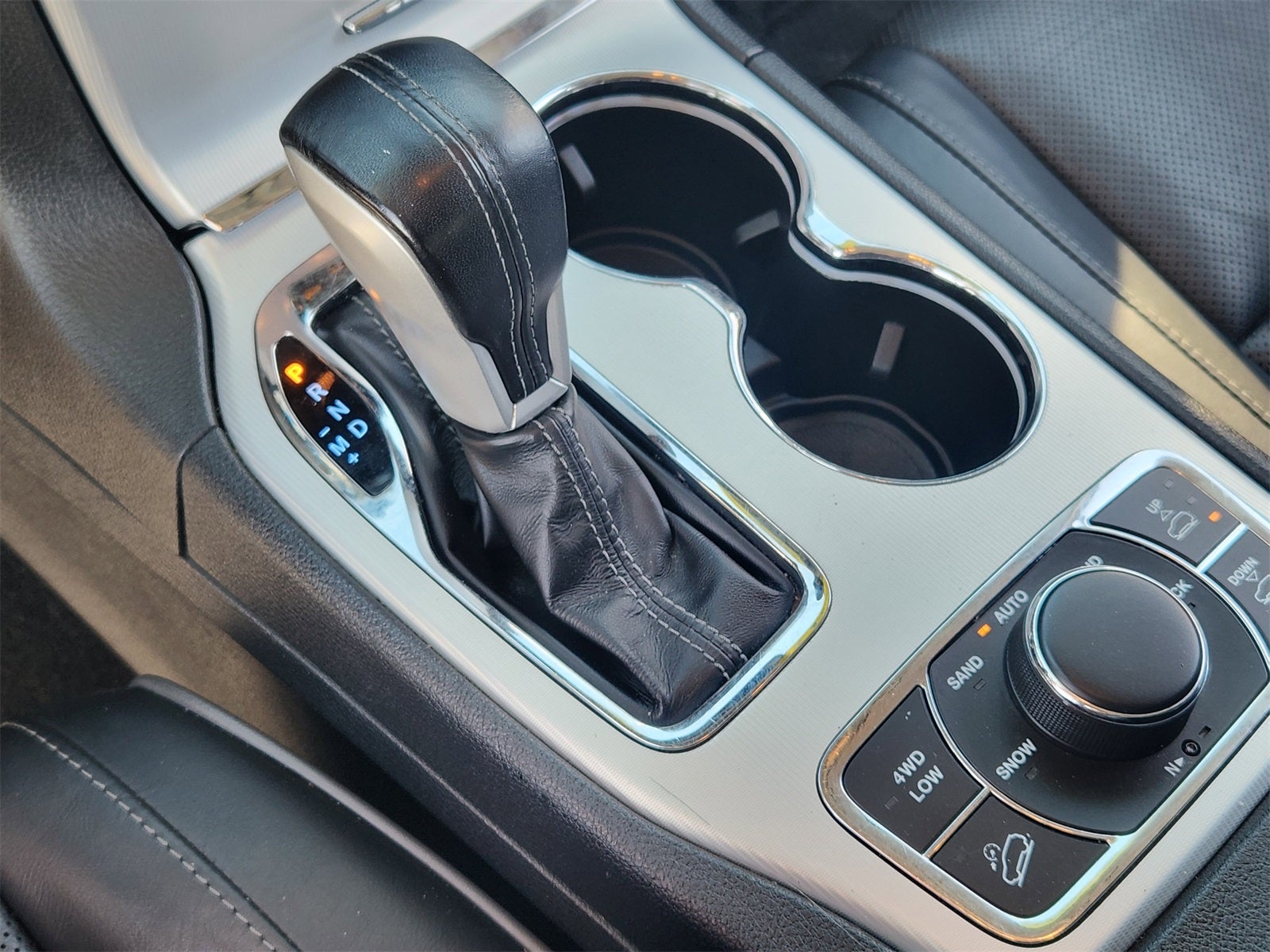 2021 Jeep Grand Cherokee Summit