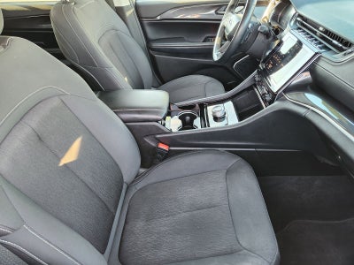 2022 Jeep Grand Cherokee L Laredo