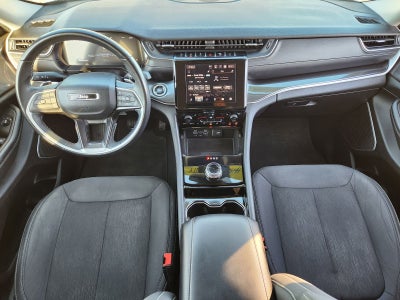 2022 Jeep Grand Cherokee L Laredo