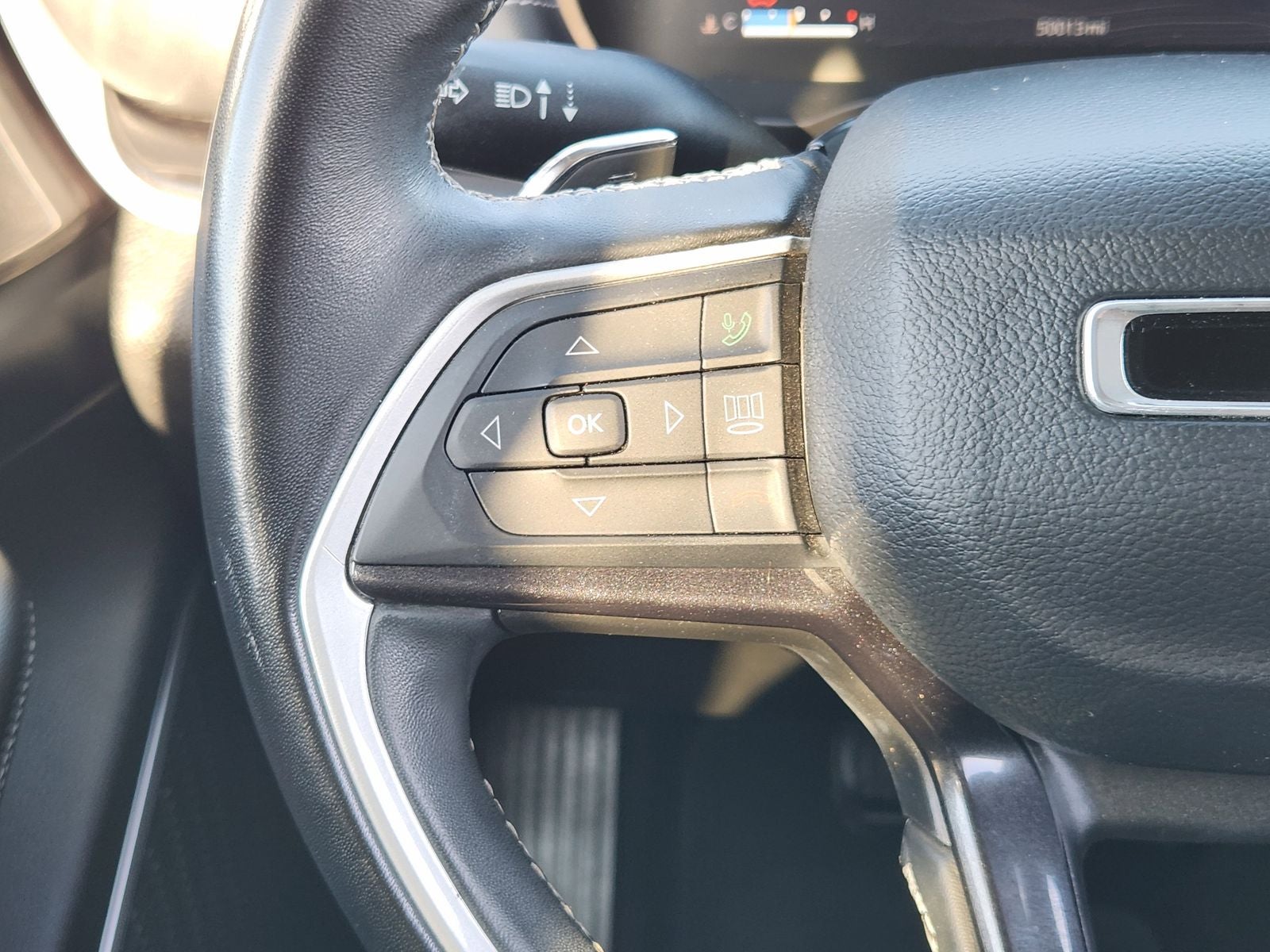 2022 Jeep Grand Cherokee L Laredo