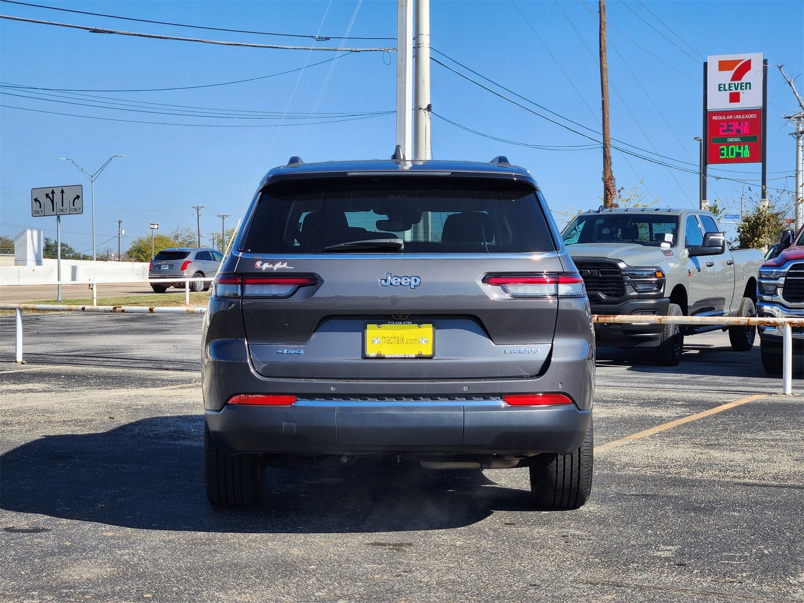 2023 Jeep Grand Cherokee L Laredo