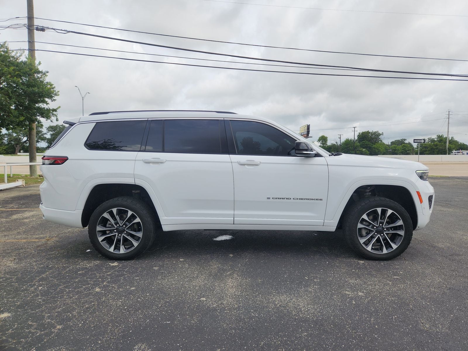 2023 Jeep Grand Cherokee L Overland