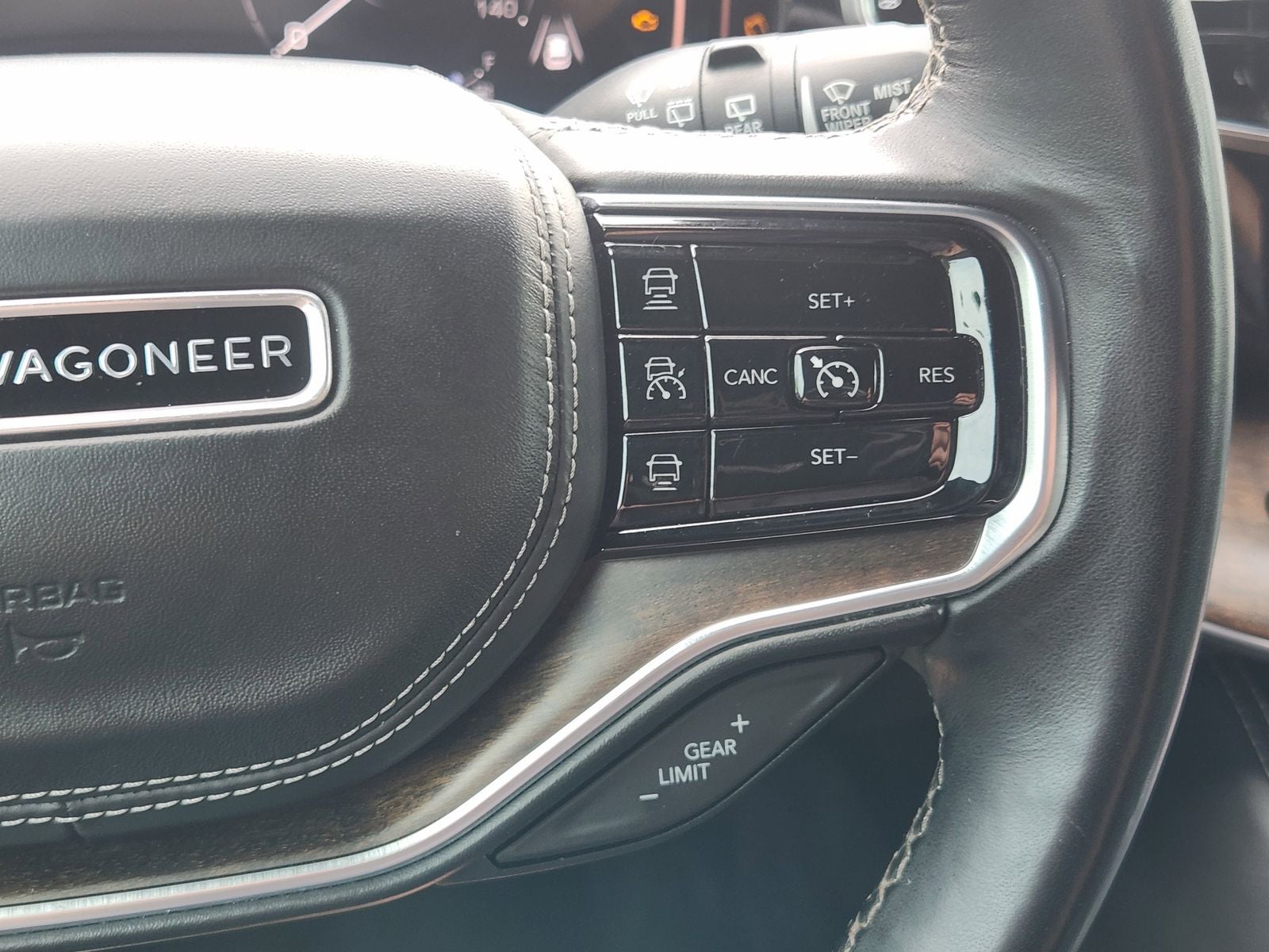 2023 Jeep Grand Wagoneer Series II