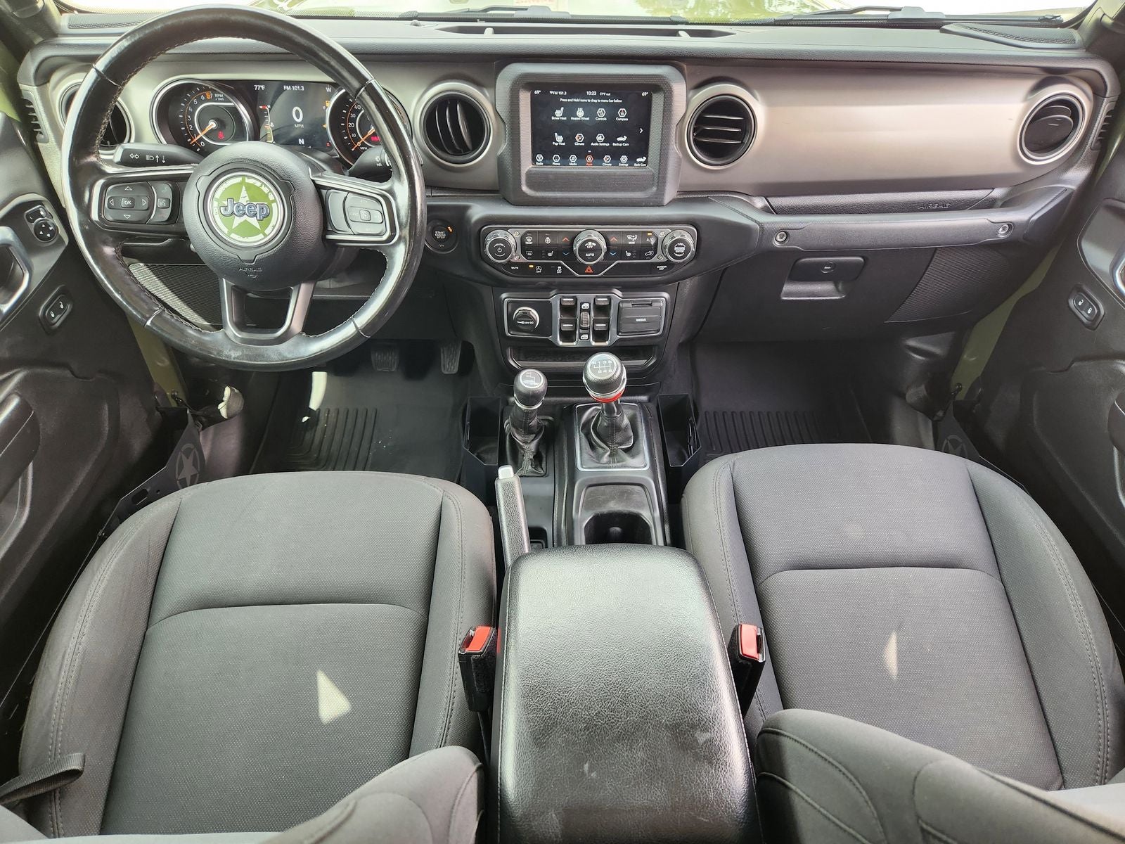 2021 Jeep Gladiator Sport