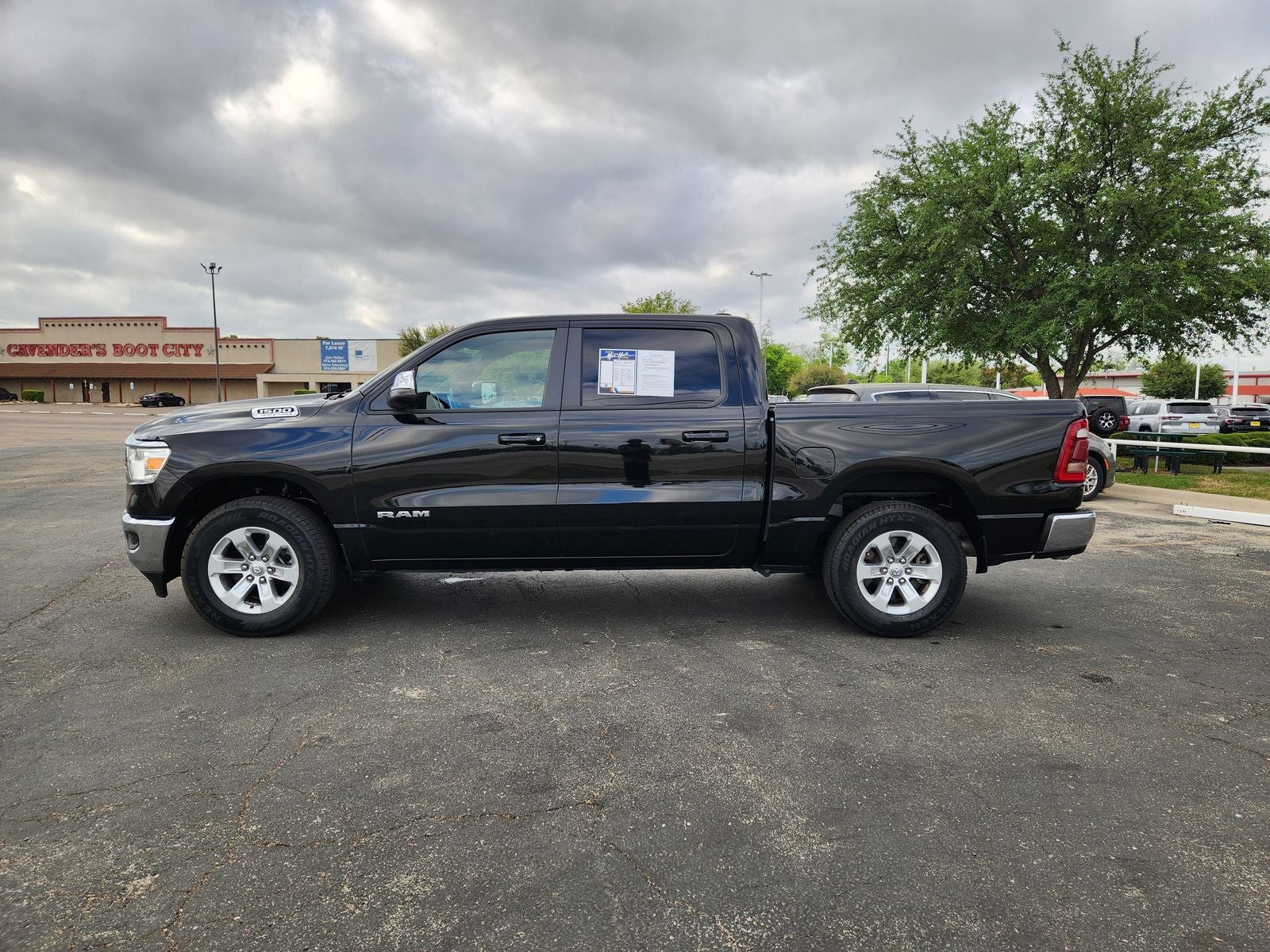 2024 RAM 1500 Laramie