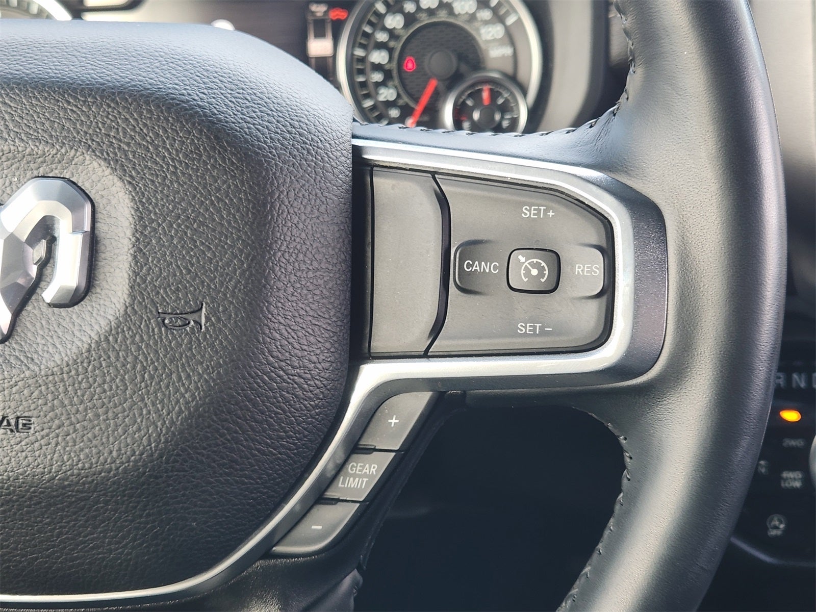 2024 RAM 1500 Laramie