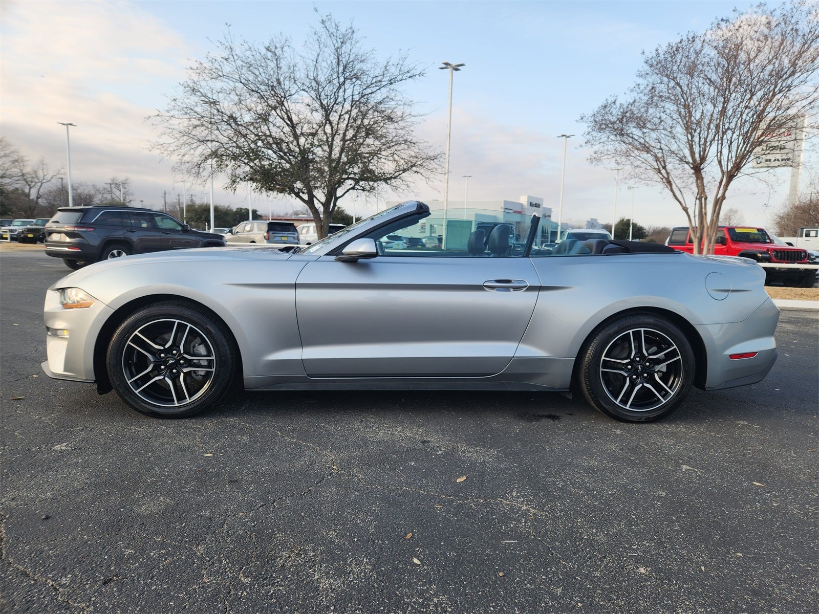 2022 Ford Mustang EcoBoost Premium